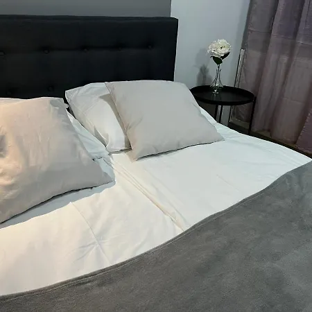 Przystanek Plaza فندق مبيت وإفطار سوبوت