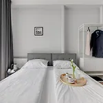 Bed & Breakfast Przystanek Plaza