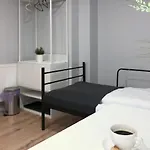 Przystanek Plaza Bed & Breakfast