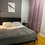 Bed & Breakfast Przystanek Plaza 2*