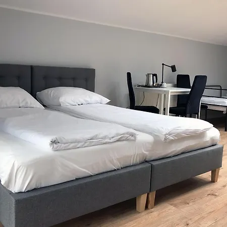 Bed & Breakfast Przystanek Plaza 2*