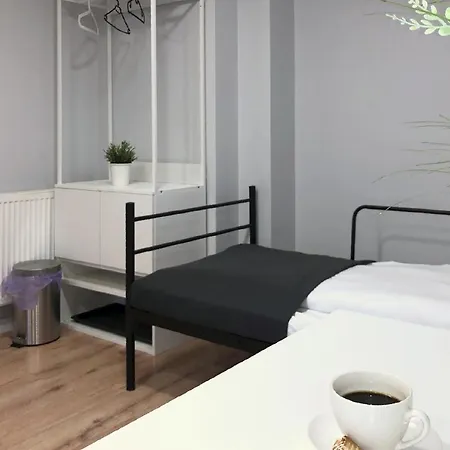Przystanek Plaza Bed & Breakfast