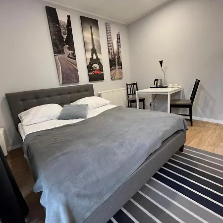 Bed & Breakfast Przystanek Plaza 2*