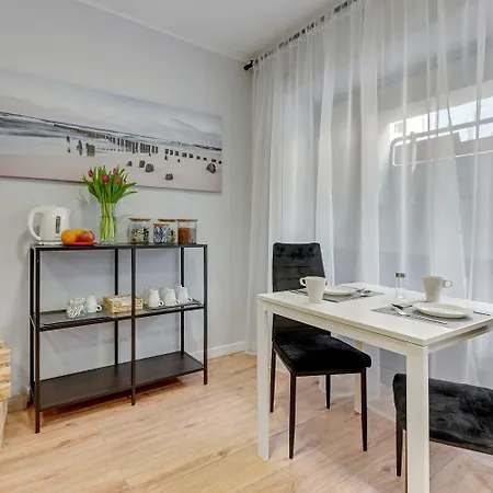 לינה וארוחת בוקר Przystanek Plaza