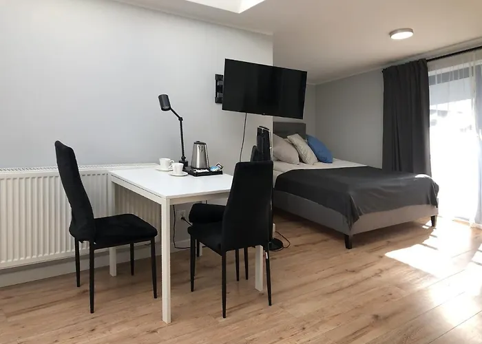 Bed & Breakfast Przystanek Plaza 2*