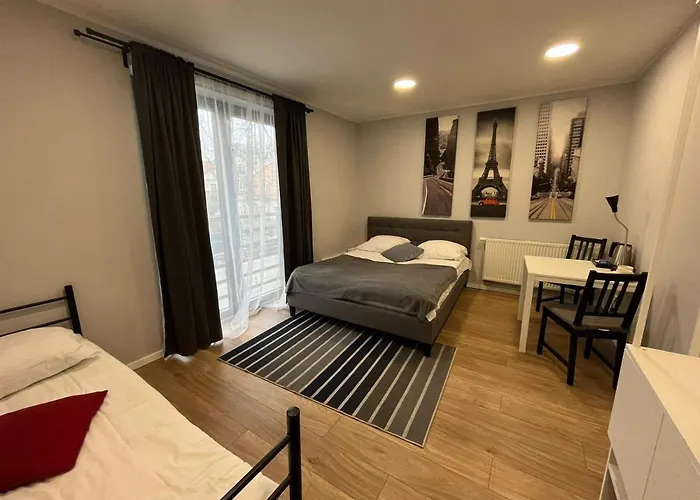 Przystanek Plaza סופוט