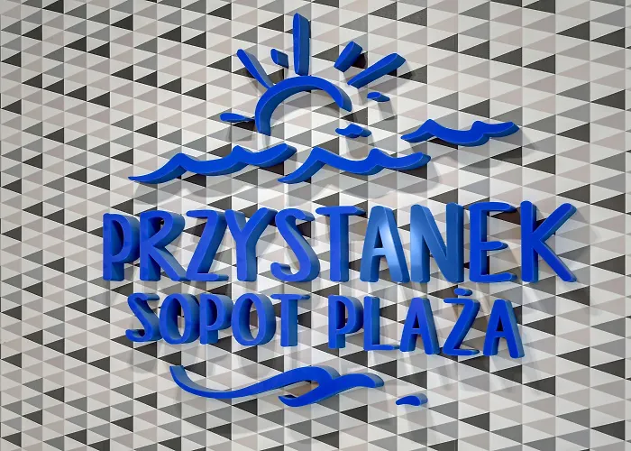 Przystanek Plaza 2*